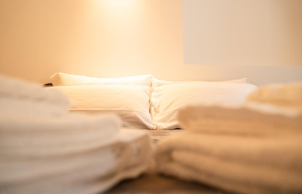 Piazza XX Settembre - Feel The Centre Apartment Lecco Exterior foto